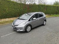 Usado Honda Jazz Elegance 98 CV (72 kW) 2012 Gris / plata Utilitario