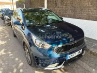 Usado Kia Niro 141 CV (103 kW) 2017 Azul SUV