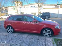 Usado Audi A3 Ambition 140 CV (102 kW) 2005 Rojo Utilitario