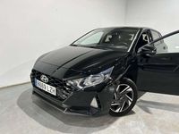 Begagnad Hyundai i20 101 HK (74 kW) 2022 Svart Halvkombi