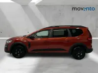 Usado Dacia Jogger Extreme 110 CV (80 kW) 2022 Rojo Monovolumen