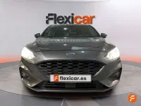 Usado Ford Focus ST-Line 150 CV (110 kW) 2019 Gris Utilitario