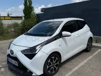 Usado Toyota Aygo X-play 72 CV (52 kW) 2019 Blanco Utilitario
