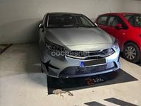 Usado Kia Ceed 136 CV (100 kW) 2024 Azul Utilitario