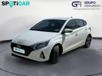 Usado Hyundai i20 100 CV (73 kW) 2021 Blanco Berlina