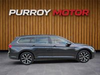 Usado VW Passat Executive 150 CV (110 kW) 2022 Gris / plata Familiar