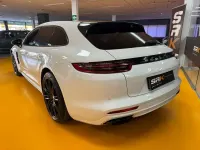 Usado Porsche Panamera Sport Turismo 330 CV (242 kW) 2018 Blanco Familiar