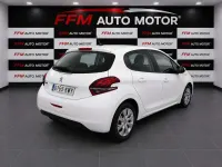 Usado Peugeot 208 Active 83 CV (61 kW) 2019 Blanco Utilitario