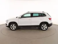 Usado Skoda Karoq Ambition 150 CV (110 kW) 2020 Blanco SUV