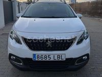 Usado Peugeot 2008 Signature Sky 100 CV (73 kW) 2019 Blanco SUV