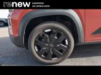Usado Dacia Spring Extreme 73 kW (100 CV) 2026 Rojo Utilitario