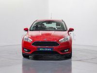 Usado Ford Focus Trend+ 125 CV (91 kW) 2015 Rojo Berlina