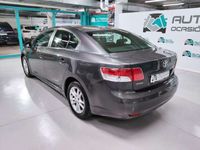 usado Toyota Avensis 2.0D-4D Active