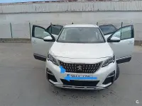 Usado Peugeot 3008 Allure 130 CV (95 kW) 2019 Blanco SUV