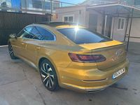 Usado VW Arteon R-line 150 CV (110 kW) 2018 Amarillo Utilitario