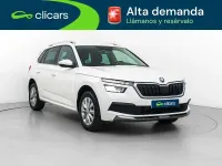 Usado Skoda Kamiq Ambition 110 CV (80 kW) 2022 Blanco SUV