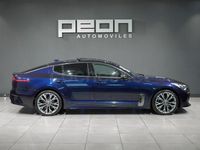 Usado Kia Stinger GT-Line 256 CV (188 kW) 2017 Azul Utilitario