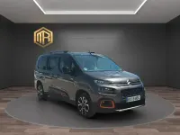 Usado Citroën Berlingo Shine 130 CV (95 kW) 2022 Gris Monovolumen