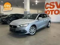 Usado Seat Leon Style 150 CV (110 kW) 2021 Gris Berlina