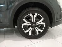 Usado Dacia Sandero Expression 100 CV (73 kW) 2023 Gris Berlina