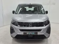 Usado Peugeot Rifter Allure 102 CV (75 kW) 2025 Gris Monovolumen
