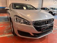 Usado Peugeot 508 Active 120 CV (88 kW) 2017 Gris / plata Berlina