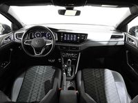 Usado VW Taigo R-line 116 CV (85 kW) 2024 Gris / plata SUV