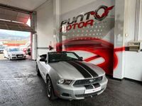 Usado Ford Mustang 2010 Gris Descapotable