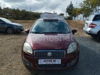 Usado Fiat Linea Active 105 CV (77 kW) 2012 Granate Berlina
