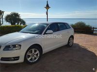 Usado Audi A3 Attraction 105 CV (77 kW) 2013 Blanco Berlina