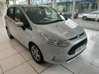 Usado Ford B-MAX Trend 95 CV (69 kW) 2016 Gris / plata Monovolumen