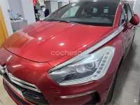Usado Citroën DS5 Style 163 CV (119 kW) 2014 Rojo Utilitario