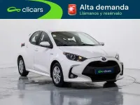 Usado Toyota Yaris Hybrid Active 75 CV (55 kW) 2021 Blanco Berlina
