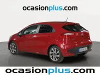 Usado Kia Rio 84 CV (61 kW) 2017 Rojo Berlina