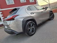 Usado Lexus UX Business Edition 184 CV (135 kW) 2023 Beige SUV