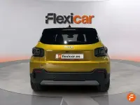 Usado Jeep Avenger EV 114 kW (156 CV) 2023 Amarillo SUV