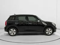 Usado Mini One D Countryman 116 CV (85 kW) 2017 Negro SUV