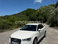 Usado Audi A3 Ambition 105 CV (77 kW) 2015 Blanco Berlina