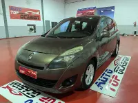 Usado Renault Grand Scénic Dynamique 130 CV (95 kW) 2011 Beige Monovolumen