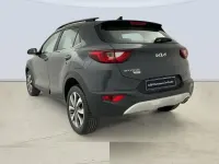 Usado Kia Stonic 101 CV (74 kW) 2021 Gris SUV