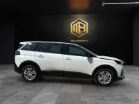 Usado Peugeot 5008 Active 131 CV (96 kW) 2022 Blanco SUV