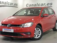 Usado VW Golf VII 116 CV (85 kW) 2018 Rojo