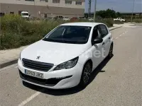 Usado Peugeot 308 Access 110 CV (80 kW) 2015 Blanco Berlina