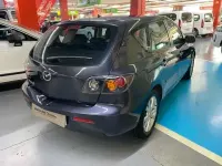 Usado Mazda 3 Active Plus 105 CV (77 kW) 2007 Gris Utilitario
