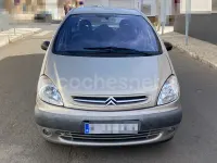 Usado Citroën Xsara Picasso 90 CV (66 kW) 2003 Beige Monovolumen