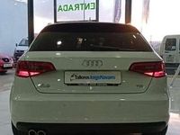 Usado Audi A3 Ambition 150 CV (110 kW) 2015 Blanco Berlina