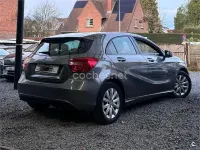 Usado Mercedes A180 Style 109 CV (80 kW) 2013 Gris / plata Berlina