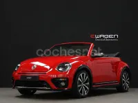 Usado VW Beetle R-line 150 CV (110 kW) 2018 Rojo Utilitario