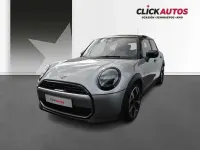 Usado Mini Cooper Classic 114 kW (156 CV) 2025 Plateado Utilitario
