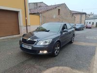 Usado Skoda Octavia Active 105 CV (77 kW) 2012 Gris Utilitario